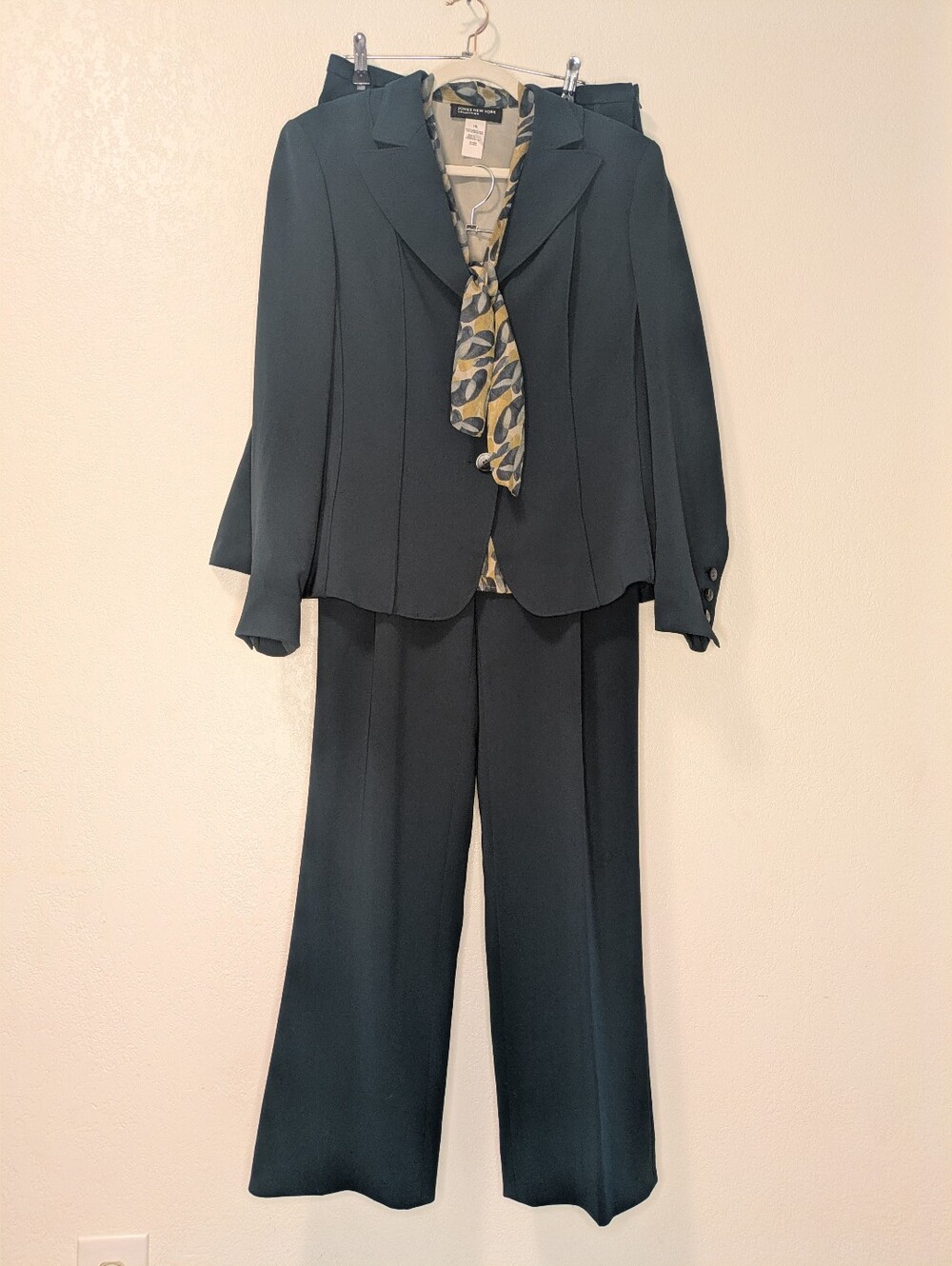 Vintage 4-Piece Capsule Suit Set - Blazer, Pants, Skirt, Silk Top Jones New York
